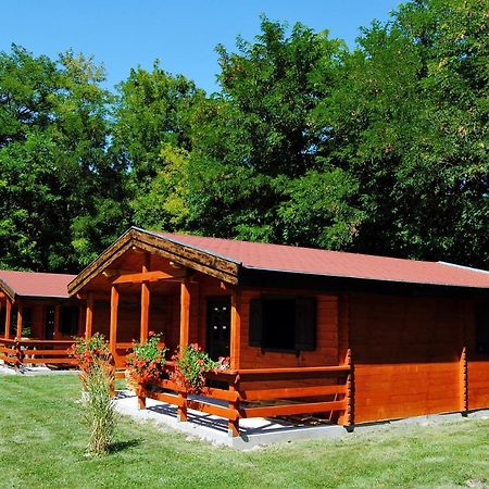 Villa Hedi Vendeghaz Дунакилити Экстерьер фото